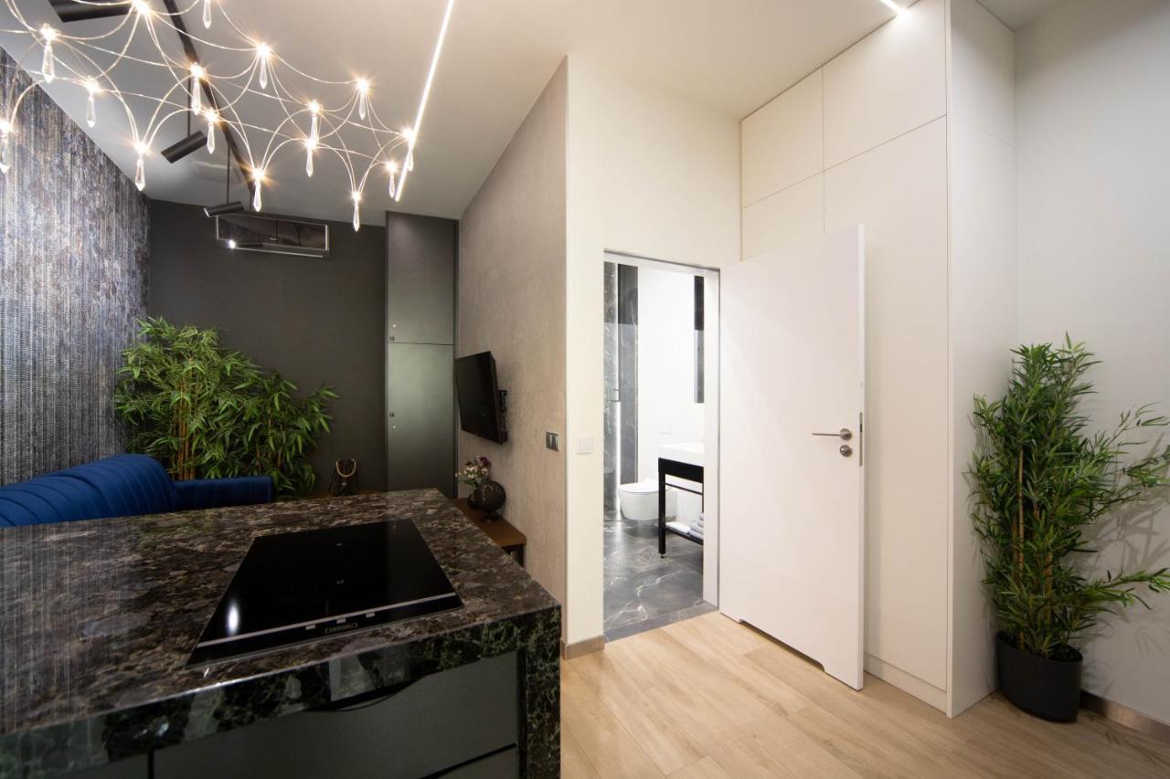 Jacuzzi Apartment Main Square Cracovia Esterno foto