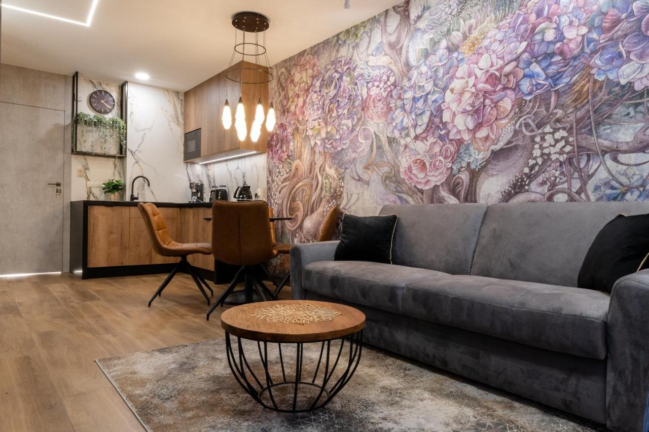 Jacuzzi Apartment Main Square Cracovia Esterno foto